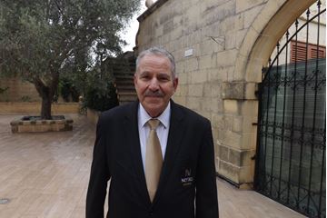 Picture of Head Waiter